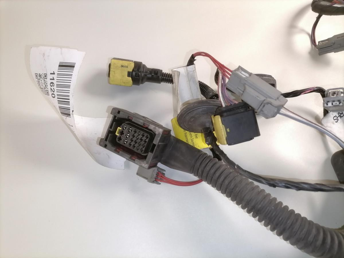 Volvo Ukse juhtmestik 22529475 - Drzwi i części do Samochodów ciężarowych: zdjęcie 4 Volvo Ukse juhtmestik 22529475 - Drzwi i części do Samochodów ciężarowych: zdjęcie 4