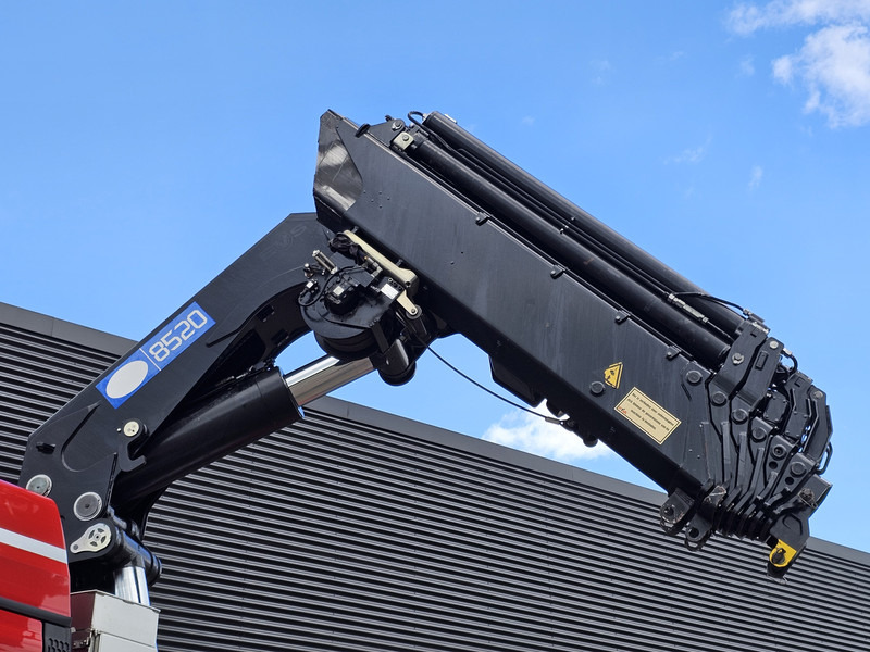 MAN TGX 37.480 8x2-6 / HMF 85 t/m CRANE / KRAN - Ciągnik siodłowy: zdjęcie 4 MAN TGX 37.480 8x2-6 / HMF 85 t/m CRANE / KRAN - Ciągnik siodłowy: zdjęcie 4