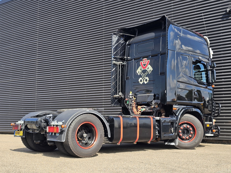 Scania R164.580 V8 / MANUAL / RETARDER / TOPLINE - Ciągnik siodłowy: zdjęcie 2 Scania R164.580 V8 / MANUAL / RETARDER / TOPLINE - Ciągnik siodłowy: zdjęcie 2