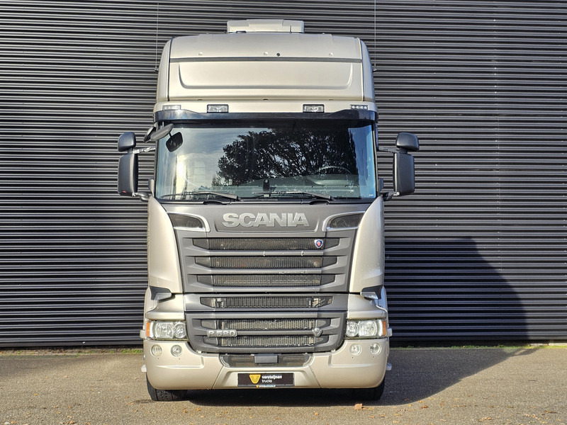 Scania R520 V8 TOPLINE / RETARDER / HYDRAULIC / - Ciągnik siodłowy: zdjęcie 5 Scania R520 V8 TOPLINE / RETARDER / HYDRAULIC / - Ciągnik siodłowy: zdjęcie 5