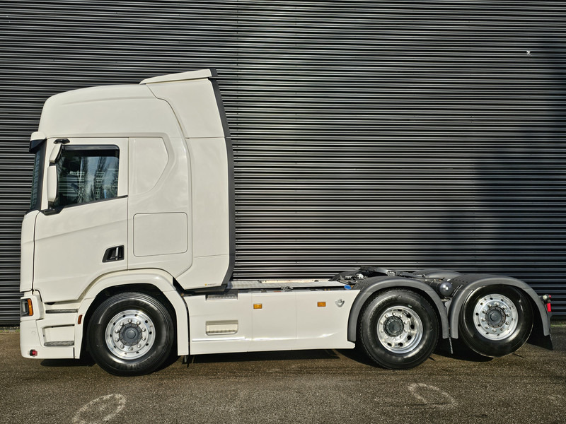 Scania R580 / V8 6X2 / RETARDER / FULL AIR - Ciągnik siodłowy: zdjęcie 2 Scania R580 / V8 6X2 / RETARDER / FULL AIR - Ciągnik siodłowy: zdjęcie 2