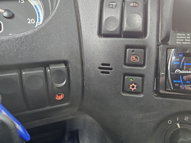 Samochod ciężarowy z HDS DAF CF 85.410 6x2 / HIAB 35 t/m crane / kran + REMOTE: zdjęcie 19