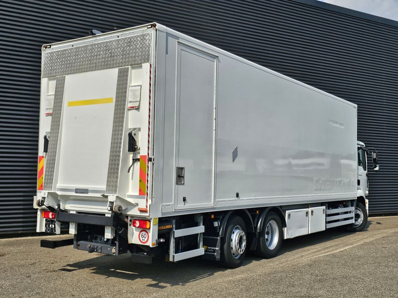 MAN TGM 26.320 / 6x2-4 / LBW / 6000kg TAIL LIFT - Samochód ciężarowy plandeka: zdjęcie 2 MAN TGM 26.320 / 6x2-4 / LBW / 6000kg TAIL LIFT - Samochód ciężarowy plandeka: zdjęcie 2