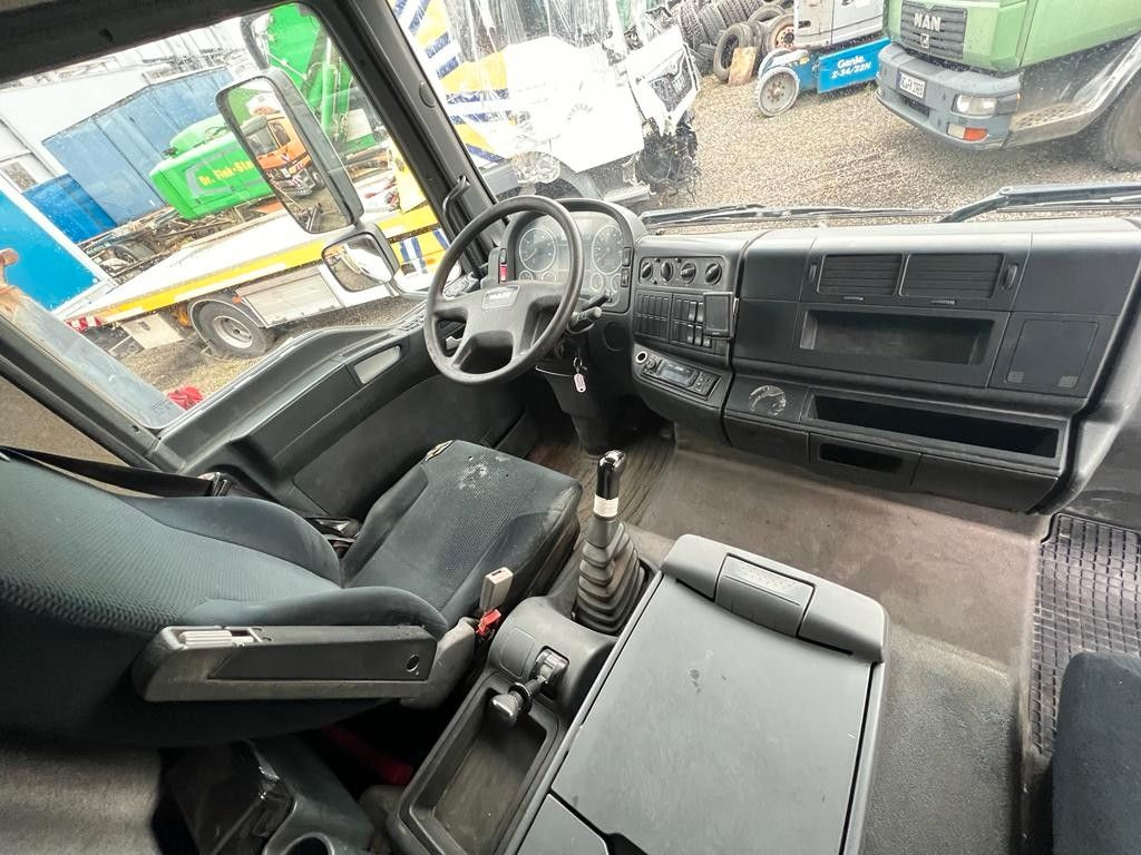 MAN 8.180 4X2 offene Pritsche MAN 8.180 4X2 offene Pritsche - Samochód dostawczy skrzyniowy: zdjęcie 4 MAN 8.180 4X2 offene Pritsche MAN 8.180 4X2 offene Pritsche - Samochód dostawczy skrzyniowy: zdjęcie 4