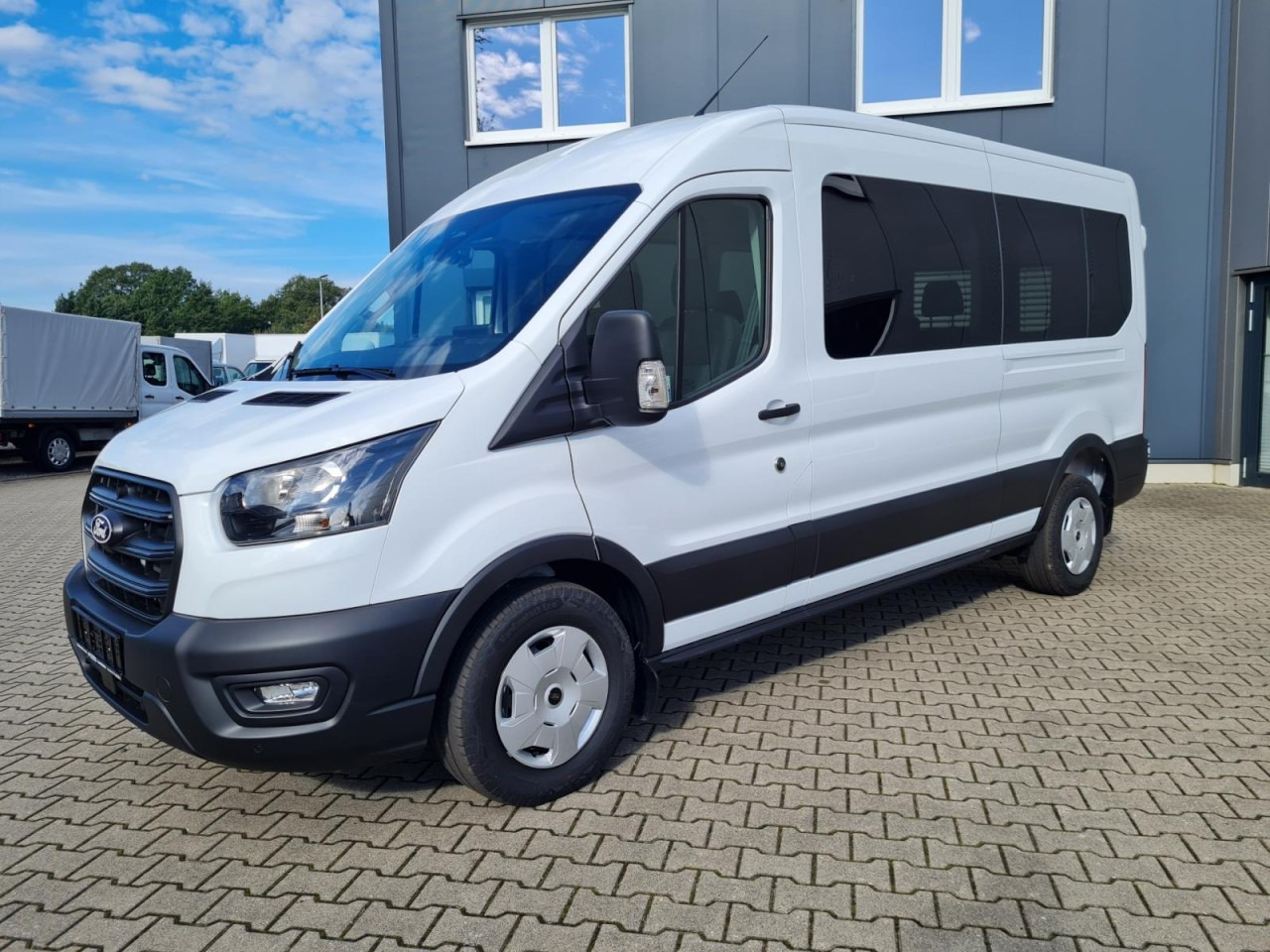 Ford Transit 350 Kombi TDCi L3 AG Trend 9 Sitze AHK KAMERA - Minibus, Mikrobus: zdjęcie 3 Ford Transit 350 Kombi TDCi L3 AG Trend 9 Sitze AHK KAMERA - Minibus, Mikrobus: zdjęcie 3