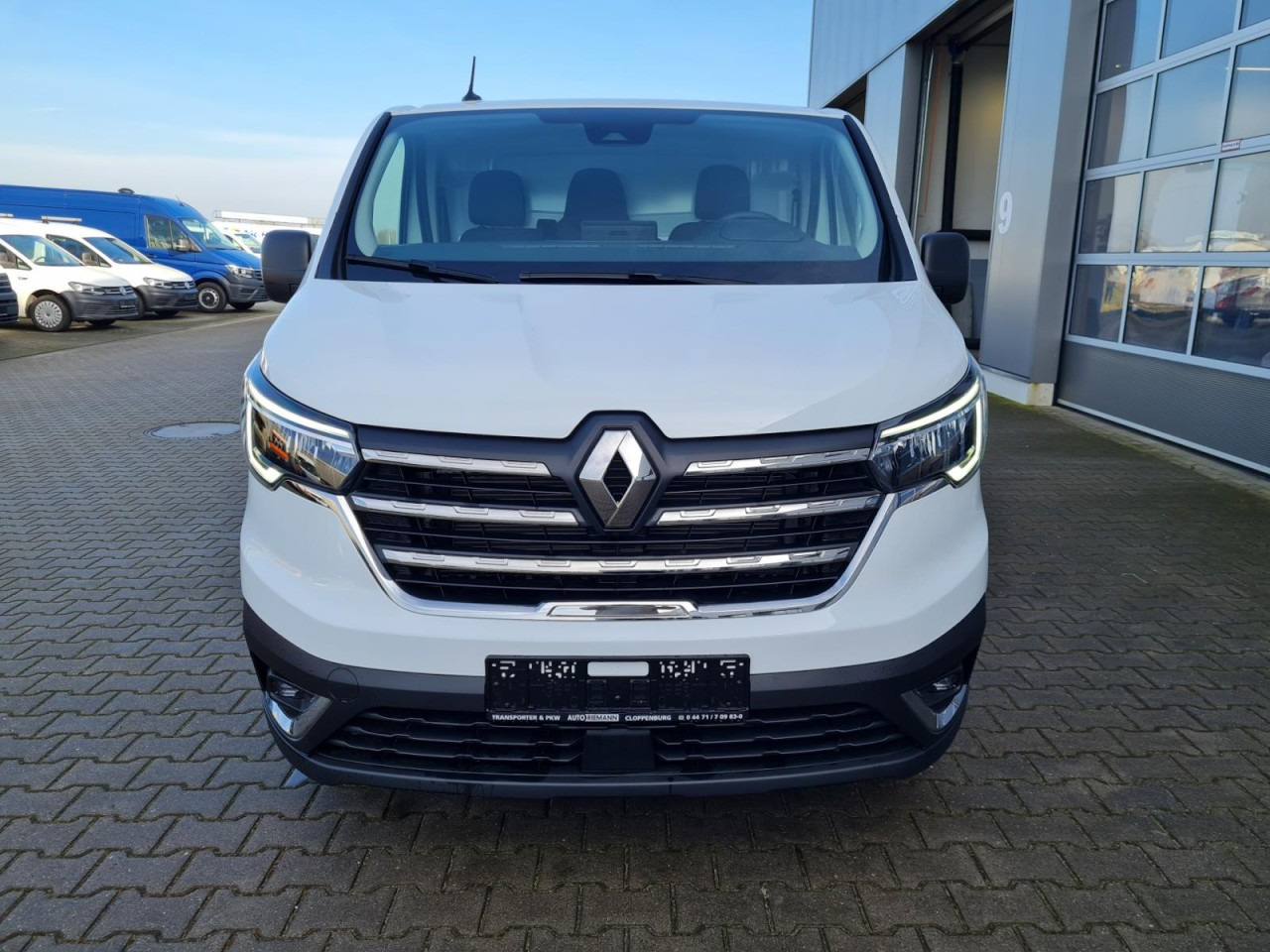 Renault Trafic Kasten dCi 130 L2H1 Komfort AHK LED Allwetter - Mały samochód dostawczy: zdjęcie 2 Renault Trafic Kasten dCi 130 L2H1 Komfort AHK LED Allwetter - Mały samochód dostawczy: zdjęcie 2