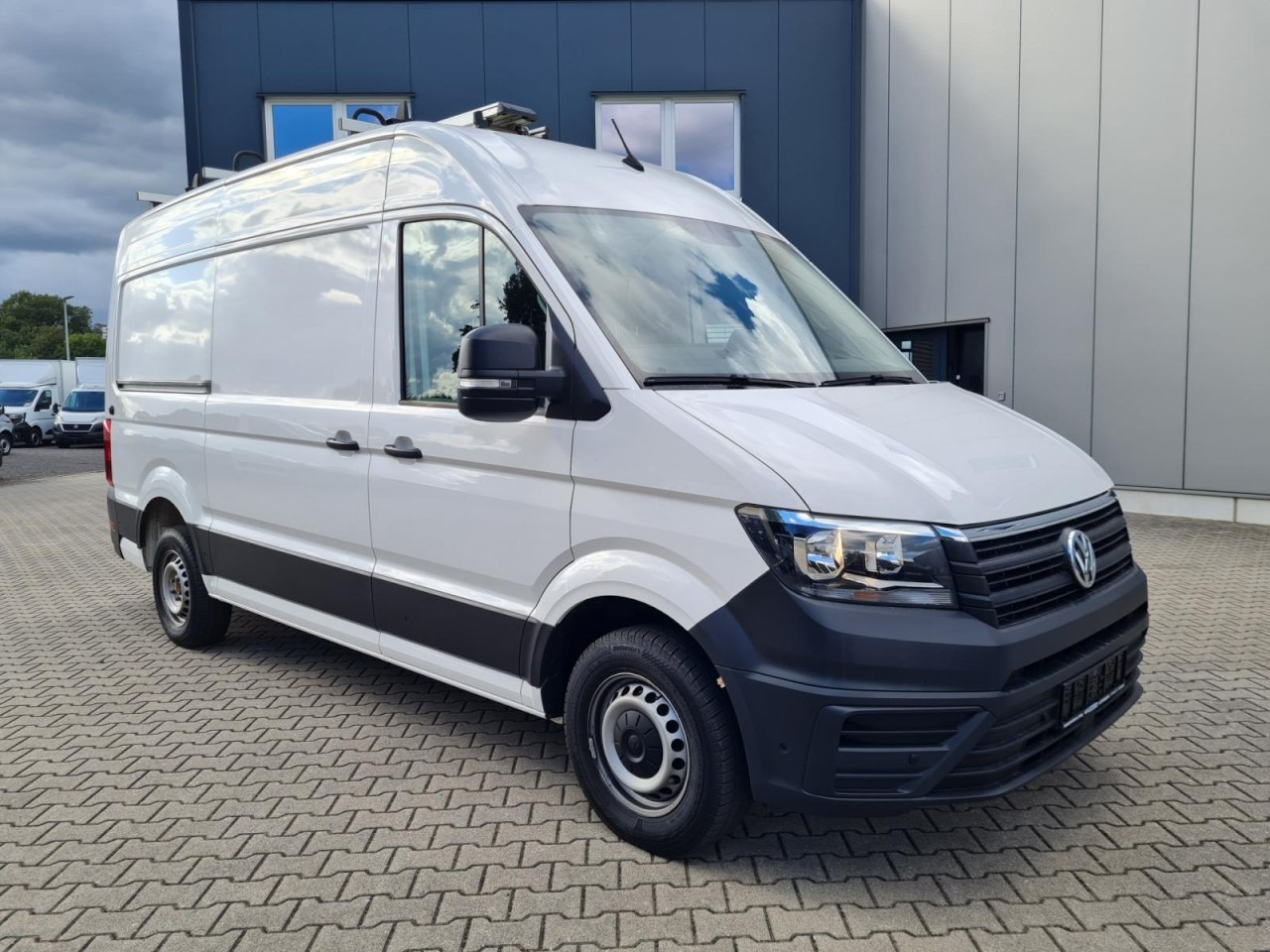 Volkswagen Crafter 35 Kasten TDI MR L3H3 NAVI TOUCH KAMERA - Furgon: zdjęcie 3 Volkswagen Crafter 35 Kasten TDI MR L3H3 NAVI TOUCH KAMERA - Furgon: zdjęcie 3