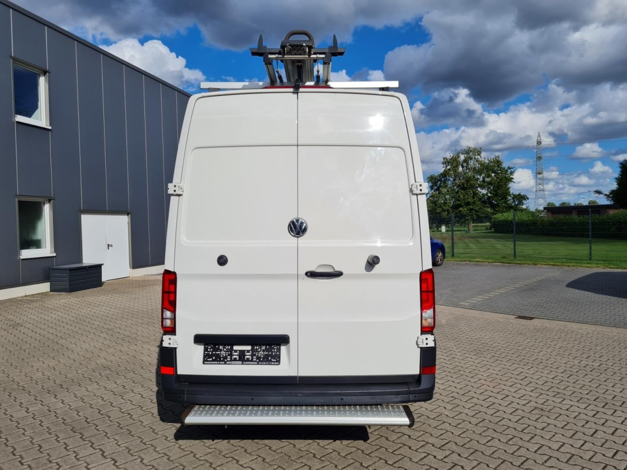 Volkswagen Crafter 35 Kasten TDI MR L3H3 NAVI TOUCH KAMERA - Furgon: zdjęcie 5 Volkswagen Crafter 35 Kasten TDI MR L3H3 NAVI TOUCH KAMERA - Furgon: zdjęcie 5