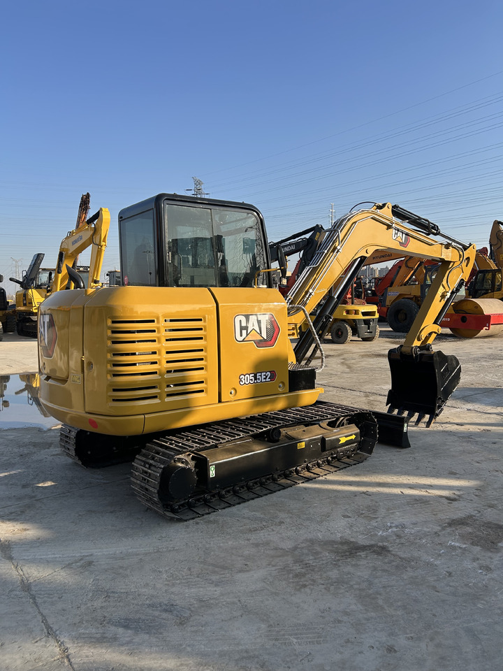 CATERPILLAR 305.5E2 - Minikoparka: zdjęcie 5 CATERPILLAR 305.5E2 - Minikoparka: zdjęcie 5