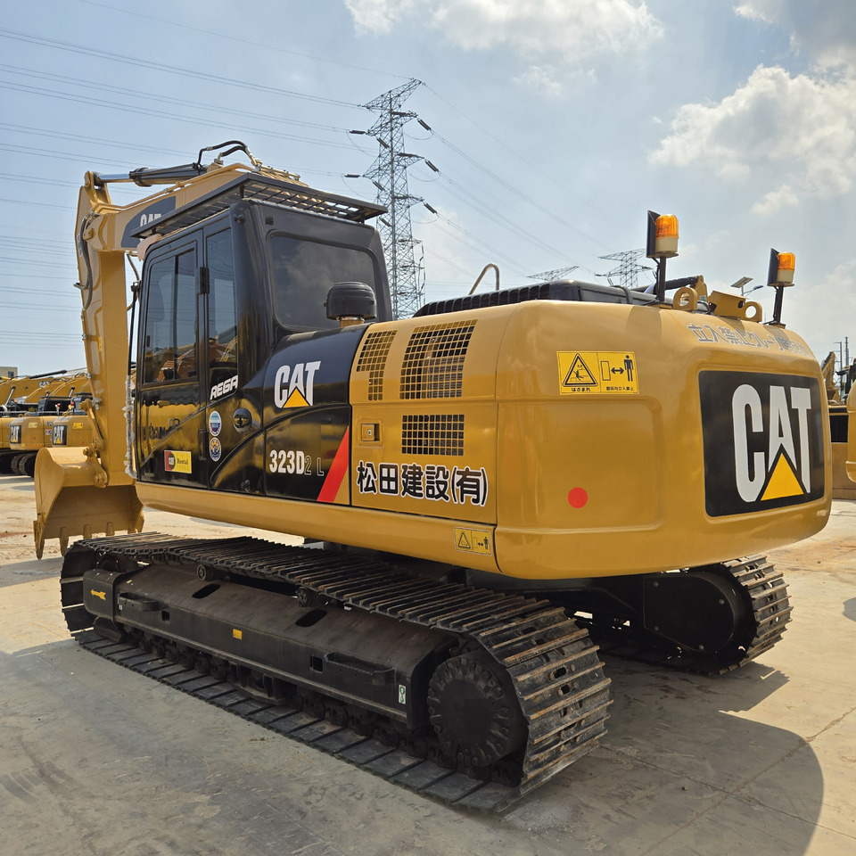 CATERPILLAR 323D2L - Koparka: zdjęcie 5 CATERPILLAR 323D2L - Koparka: zdjęcie 5