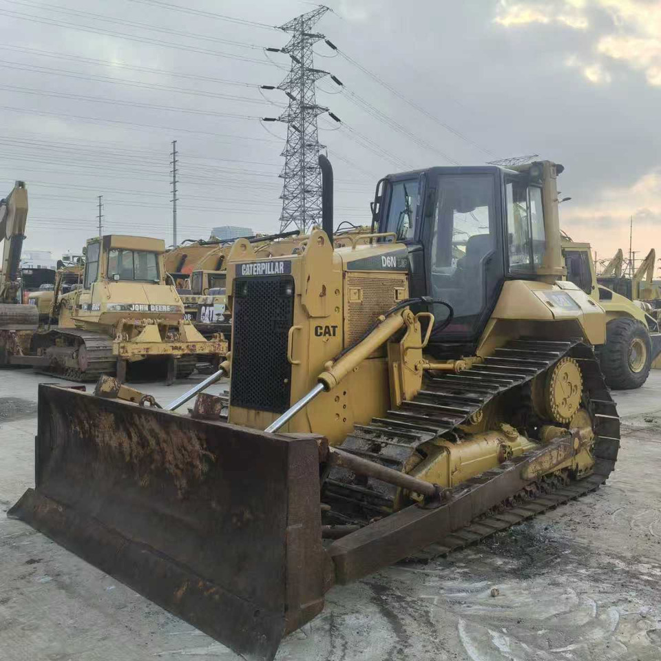 Spycharka CATERPILLAR D6N: zdjęcie 11