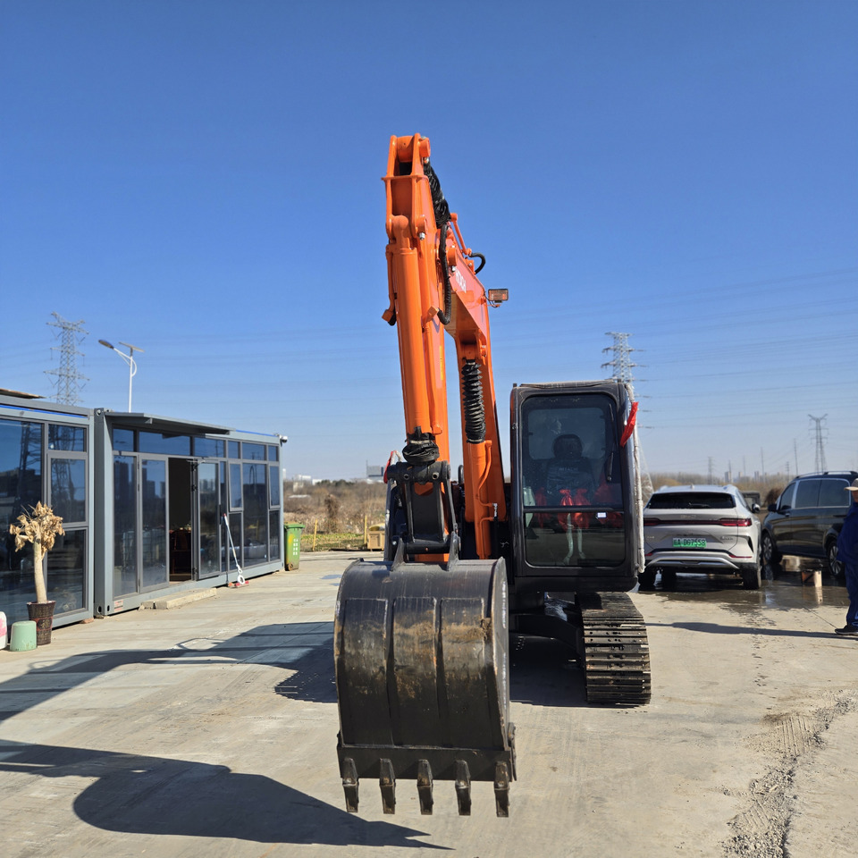 HITACHI ZX70 - Minikoparka: zdjęcie 3 HITACHI ZX70 - Minikoparka: zdjęcie 3