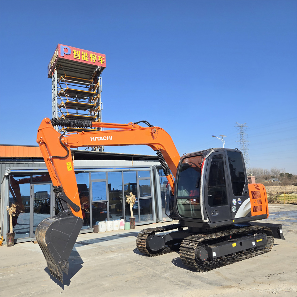 HITACHI ZX70 - Minikoparka: zdjęcie 2 HITACHI ZX70 - Minikoparka: zdjęcie 2