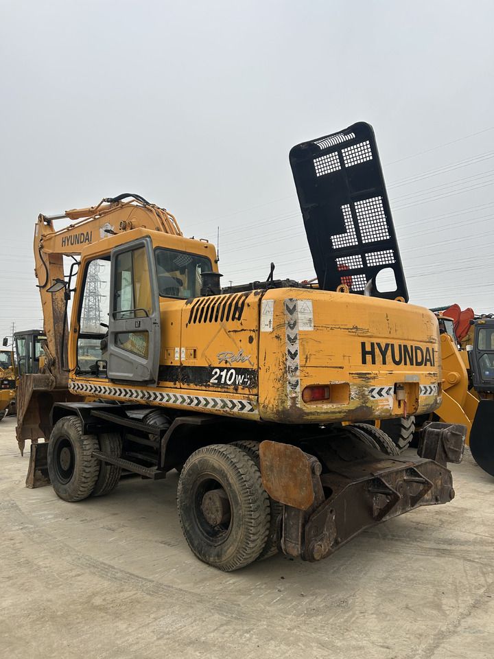 HYUNDAI R210W - Koparka: zdjęcie 3 HYUNDAI R210W - Koparka: zdjęcie 3