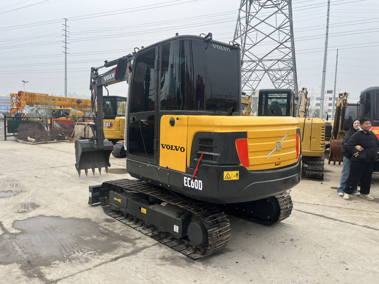 VOLVO EC60D - Minikoparka: zdjęcie 4 VOLVO EC60D - Minikoparka: zdjęcie 4