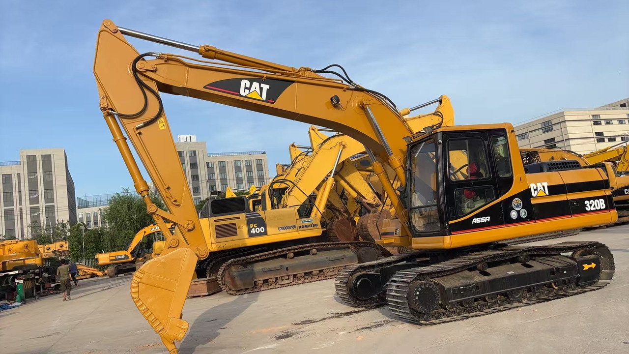 CAT 320BL - Koparka gąsienicowa: zdjęcie 1 CAT 320BL - Koparka gąsienicowa: zdjęcie 1