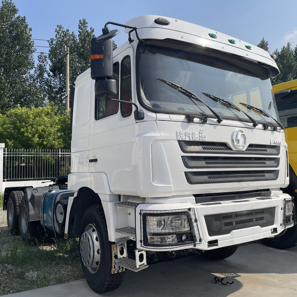 SHACMAN F3000 TRACTOR HEAD - Ciągnik siodłowy: zdjęcie 1 SHACMAN F3000 TRACTOR HEAD - Ciągnik siodłowy: zdjęcie 1