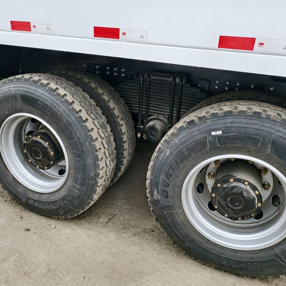 SHACMAN F3000 - Wywrotka: zdjęcie 3 SHACMAN F3000 - Wywrotka: zdjęcie 3