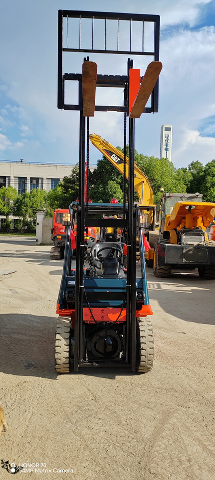 TOYOTA FD35 - Wózek widłowy diesel: zdjęcie 4 TOYOTA FD35 - Wózek widłowy diesel: zdjęcie 4