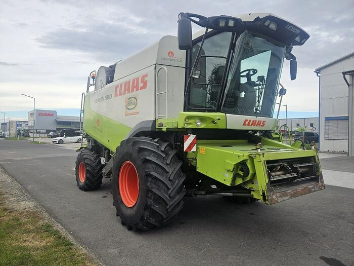 Claas Lexion 560 - Kombajn zbożowy: zdjęcie 3 Claas Lexion 560 - Kombajn zbożowy: zdjęcie 3