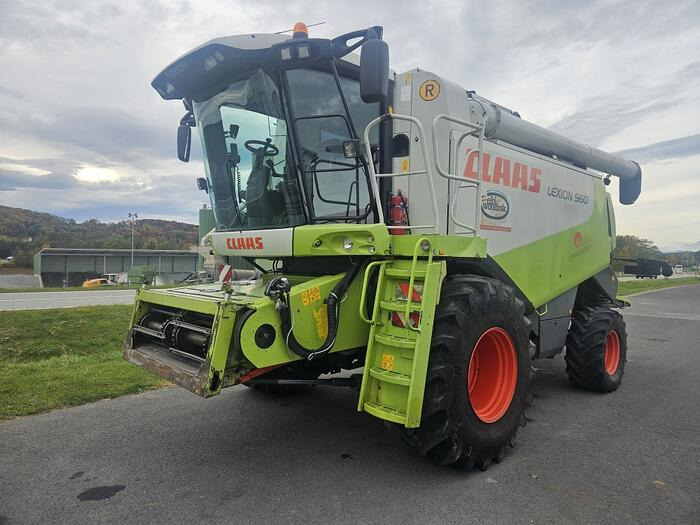 Claas Lexion 560 - Kombajn zbożowy: zdjęcie 1 Claas Lexion 560 - Kombajn zbożowy: zdjęcie 1