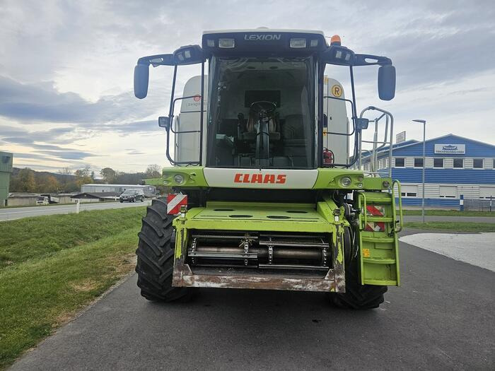 Claas Lexion 560 - Kombajn zbożowy: zdjęcie 2 Claas Lexion 560 - Kombajn zbożowy: zdjęcie 2