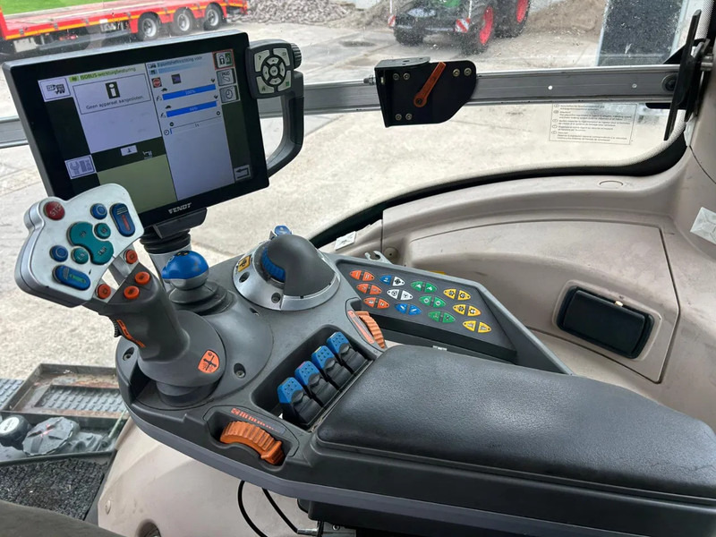 Fendt 828 Profi plus Vario 50 KM Fendt vario 828 Profi plus 50 KM - Ciągnik rolniczy: zdjęcie 5 Fendt 828 Profi plus Vario 50 KM Fendt vario 828 Profi plus 50 KM - Ciągnik rolniczy: zdjęcie 5