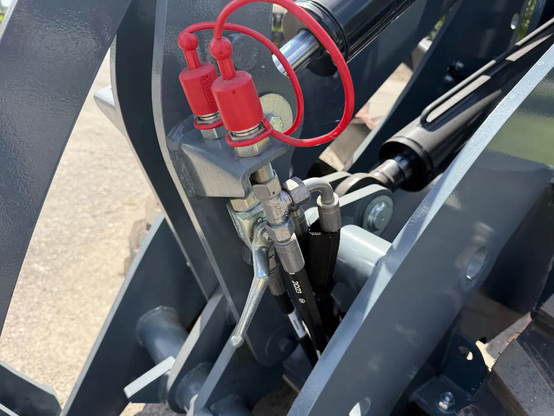 Giant 2300 HD NIEUW Shovel! Giant Kubota Giant 2300 HD NIEUW Shovel! Giant Kubota: zdjęcie 15 Giant 2300 HD NIEUW Shovel! Giant Kubota Giant 2300 HD NIEUW Shovel! Giant Kubota: zdjęcie 15