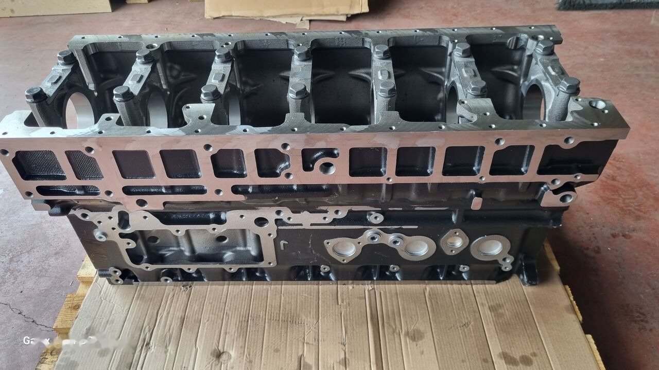 Mercedes-Benz OM 460 LA A4600110601 Mercedes-Benz - Blok cylindrów do Samochodów ciężarowych: zdjęcie 3 Mercedes-Benz OM 460 LA A4600110601 Mercedes-Benz - Blok cylindrów do Samochodów ciężarowych: zdjęcie 3