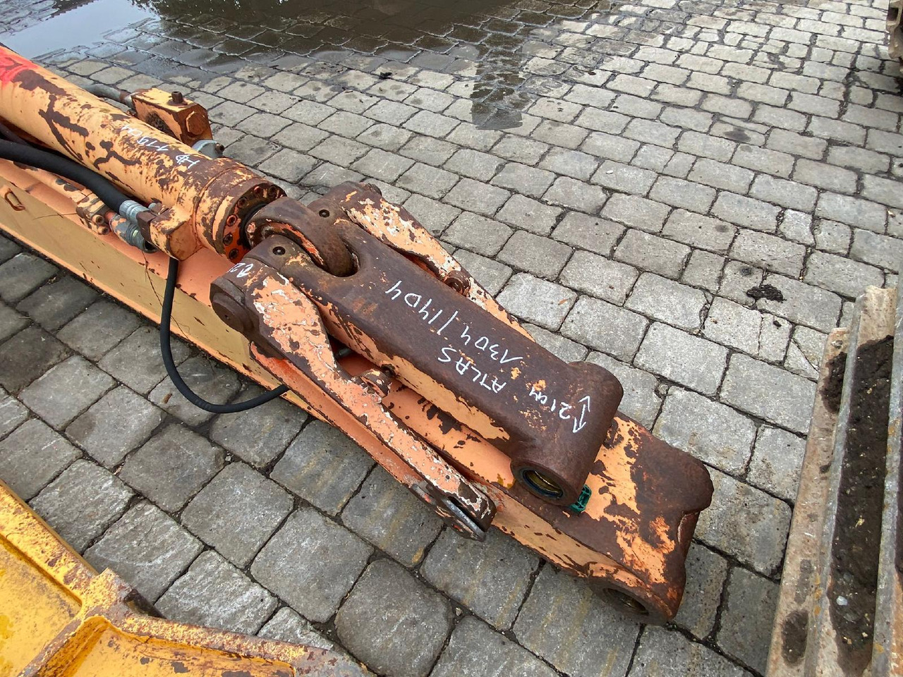 Atlas 1304 - Wysięgnik: zdjęcie 2 Atlas 1304 - Wysięgnik: zdjęcie 2