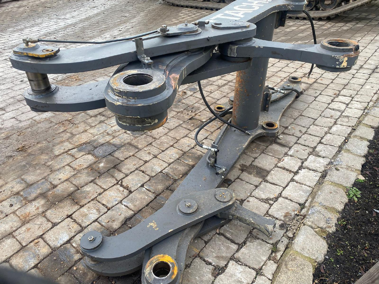 Hitachi ZW 150 - Wysięgnik: zdjęcie 2 Hitachi ZW 150 - Wysięgnik: zdjęcie 2