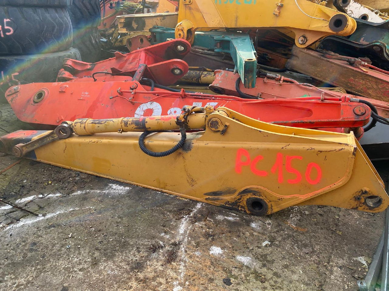 Komatsu PC 150 - Wysięgnik: zdjęcie 1 Komatsu PC 150 - Wysięgnik: zdjęcie 1