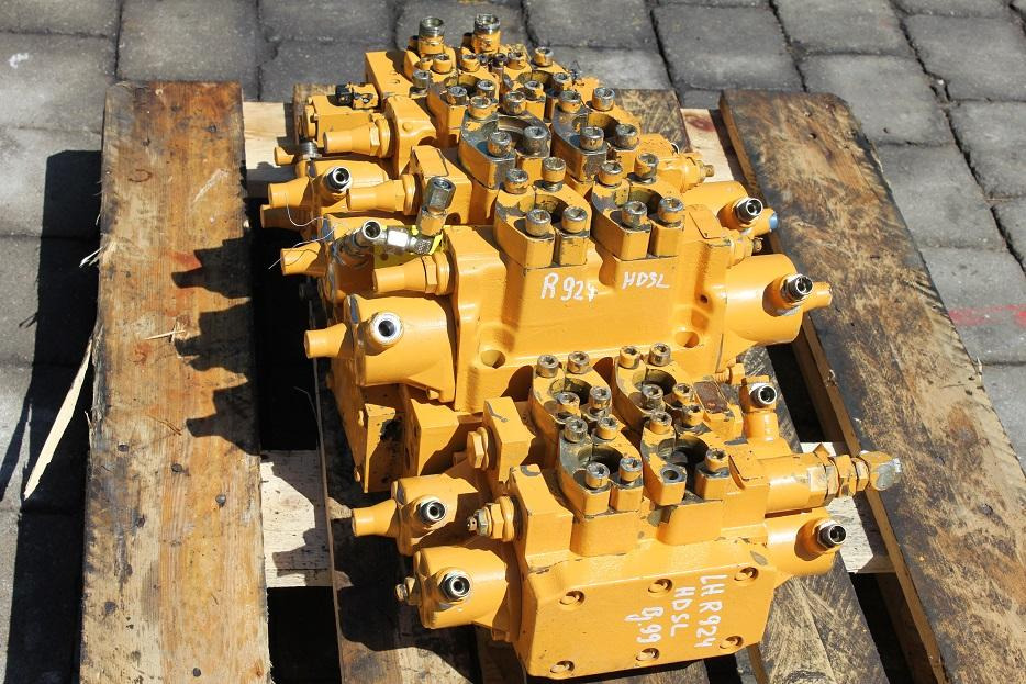 Liebherr R 924 HDSL - Zawór hydrauliczny do Maszyn budowlanych: zdjęcie 2 Liebherr R 924 HDSL - Zawór hydrauliczny do Maszyn budowlanych: zdjęcie 2