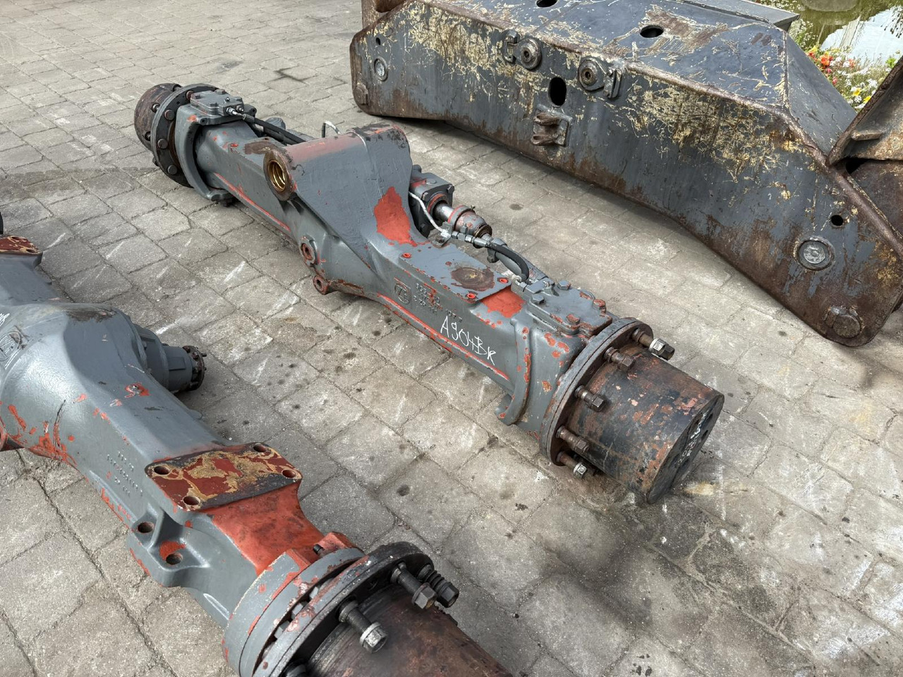 Liebherr ZF AP L B 765 aus LH 904 LIT - Most i części do Maszyn budowlanych: zdjęcie 5 Liebherr ZF AP L B 765 aus LH 904 LIT - Most i części do Maszyn budowlanych: zdjęcie 5