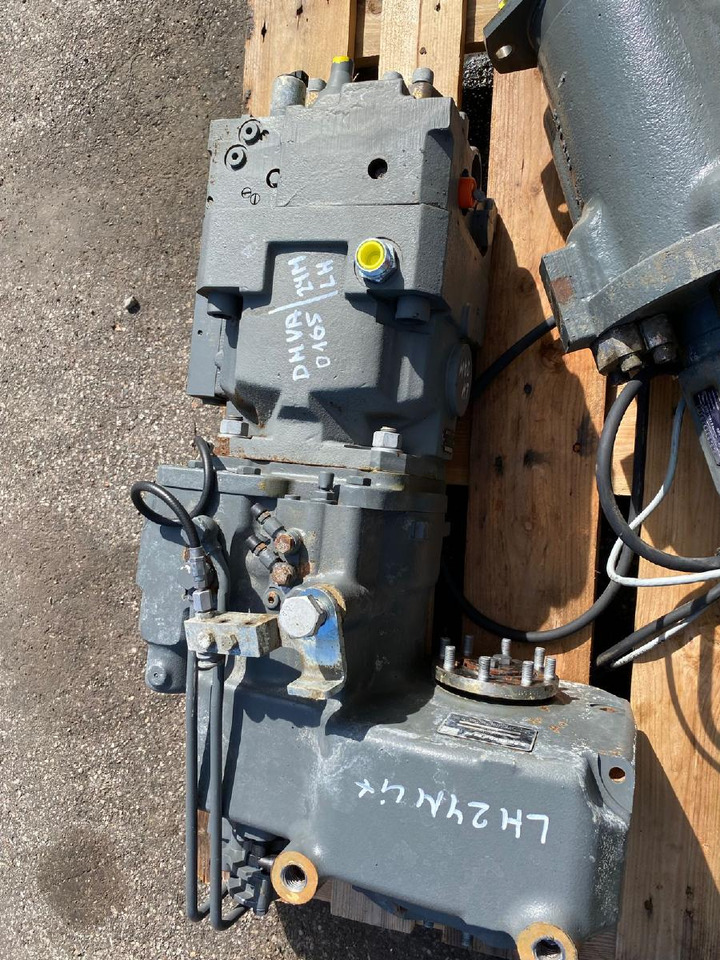 Liebherr ZF aus LH 24M - Skrzynia biegów do Maszyn budowlanych: zdjęcie 4 Liebherr ZF aus LH 24M - Skrzynia biegów do Maszyn budowlanych: zdjęcie 4