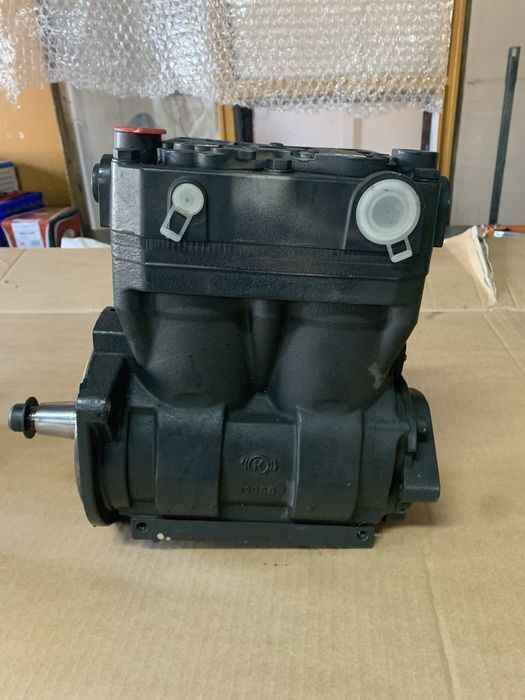 Knorr-Bremse podwójny używany do naprawy LK4936 IVECO Stralis Euro 5, LK4936 450KM, 2012r- truck - Sprężarka do Samochodów ciężarowych: zdjęcie 2 Knorr-Bremse podwójny używany do naprawy LK4936 IVECO Stralis Euro 5, LK4936 450KM, 2012r- truck - Sprężarka do Samochodów ciężarowych: zdjęcie 2