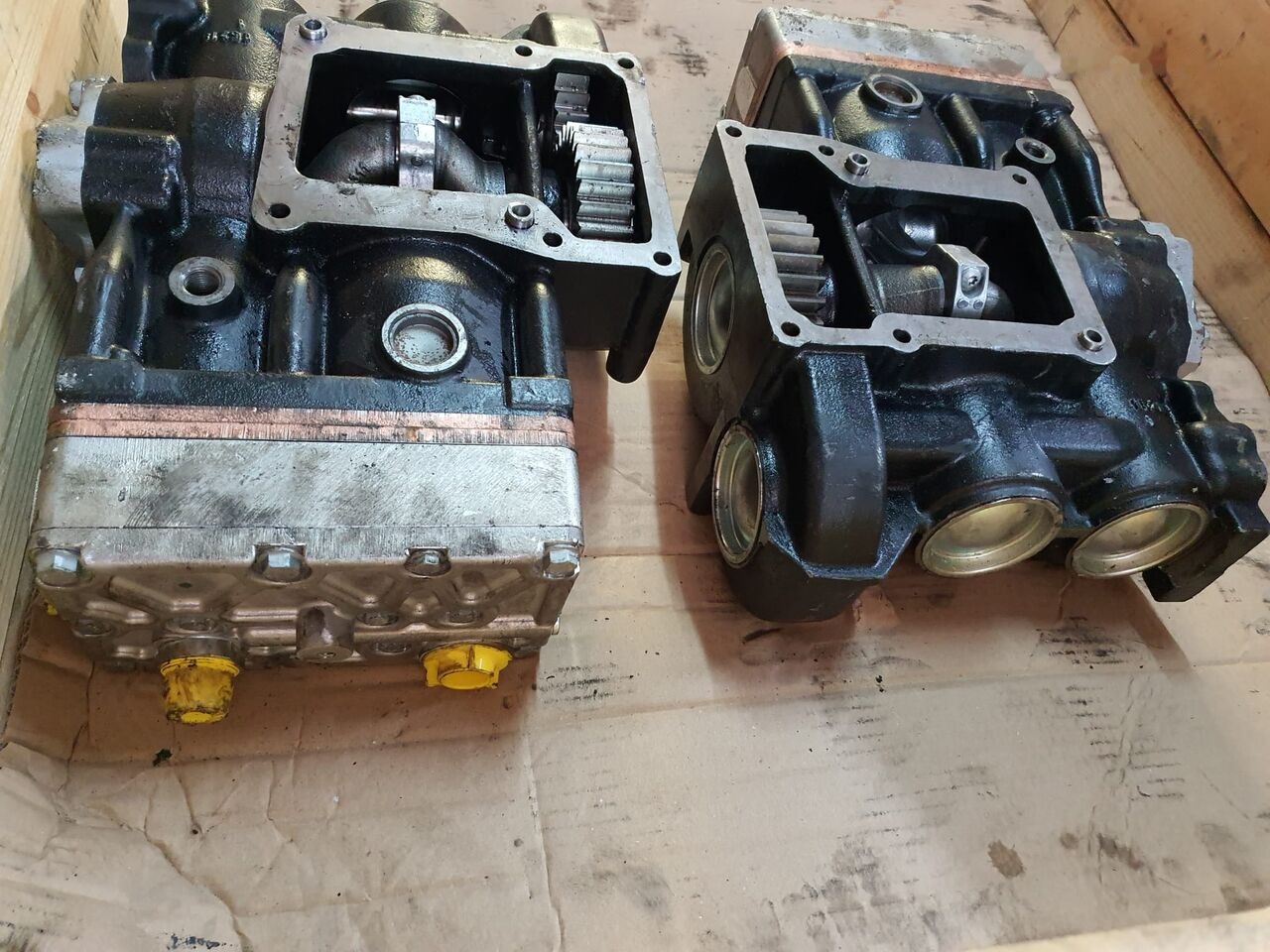 Voith 51.54100-7298 MAN Trucks truck - Sprężarka do Samochodów ciężarowych: zdjęcie 1 Voith 51.54100-7298 MAN Trucks truck - Sprężarka do Samochodów ciężarowych: zdjęcie 1