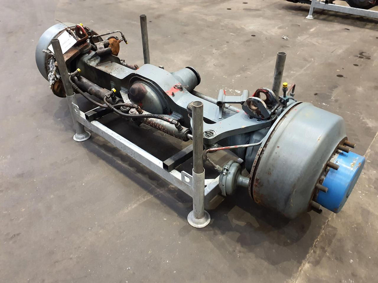 Liebherr LTM 1070-4.1 axle 1 - Most i części do Dźwigów samojezdnych: zdjęcie 1 Liebherr LTM 1070-4.1 axle 1 - Most i części do Dźwigów samojezdnych: zdjęcie 1