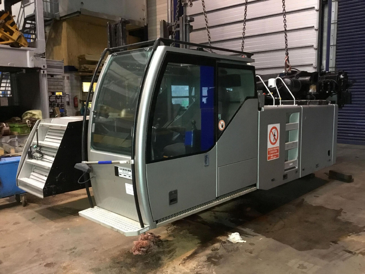 Liebherr LTM 1250-6.1 upper - Nadwozie i zewnętrzne elementy do Dźwigów samojezdnych: zdjęcie 2 Liebherr LTM 1250-6.1 upper - Nadwozie i zewnętrzne elementy do Dźwigów samojezdnych: zdjęcie 2