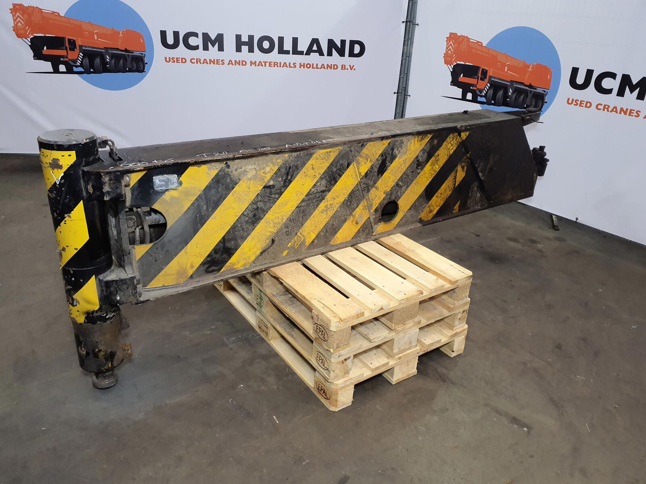 Terex AC 100 outrigger beam complete front - Zawieszenie do Żurawi/ Dźwigów: zdjęcie 2 Terex AC 100 outrigger beam complete front - Zawieszenie do Żurawi/ Dźwigów: zdjęcie 2