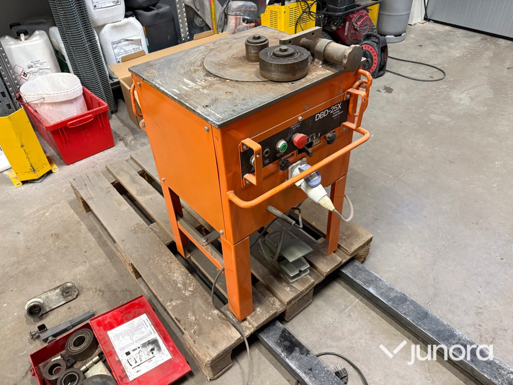 Bockmaskin - DBD-25X - Maszyna do obróbki metalu: zdjęcie 1 Bockmaskin - DBD-25X - Maszyna do obróbki metalu: zdjęcie 1