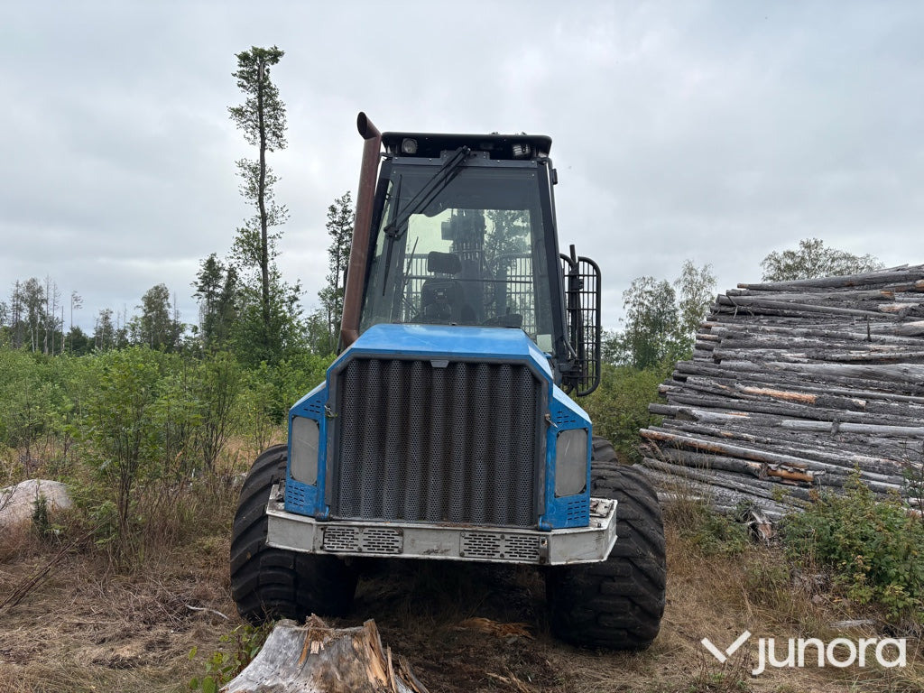 Skotare Rottne F15C 8WD - Forwarder: zdjęcie 4 Skotare Rottne F15C 8WD - Forwarder: zdjęcie 4