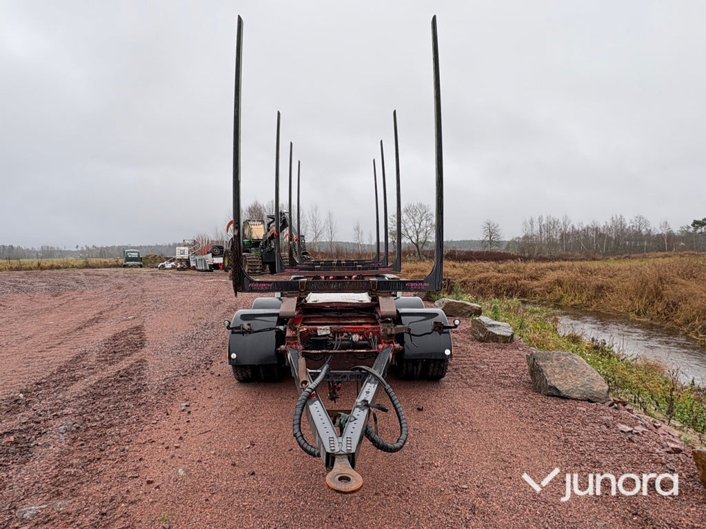 Timmertrailer - Mjölbysläpet, VFL4-102-36 - Przyczepa do drewna: zdjęcie 2 Timmertrailer - Mjölbysläpet, VFL4-102-36 - Przyczepa do drewna: zdjęcie 2