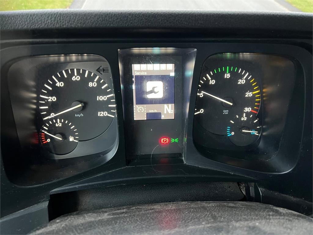 Samochód ciężarowy furgon Mercedes-Benz Antos 1824 LnR: zdjęcie 19 Samochód ciężarowy furgon Mercedes-Benz Antos 1824 LnR: zdjęcie 19