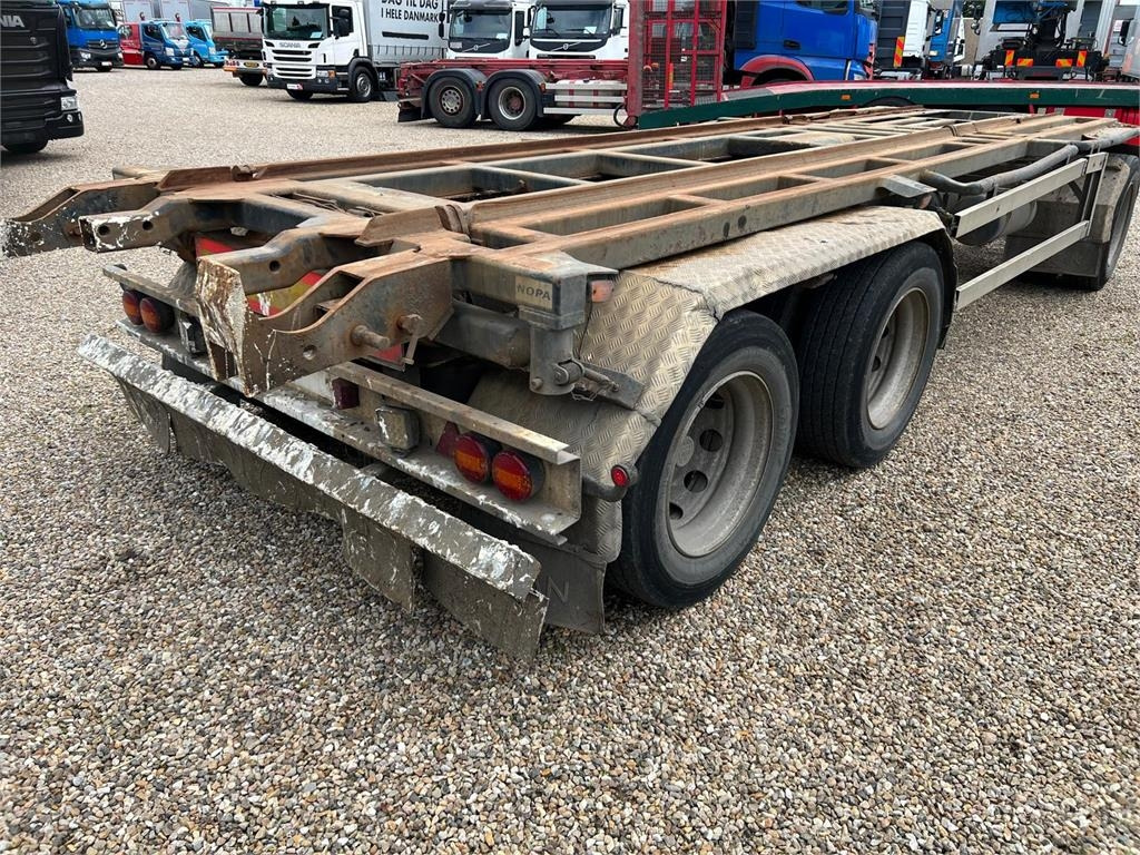 Przyczepa do hakowca/ Bramowca Nopa 6,5 - 7,0 mtr container - 3 vejs tip: zdjęcie 21 Przyczepa do hakowca/ Bramowca Nopa 6,5 - 7,0 mtr container - 3 vejs tip: zdjęcie 21