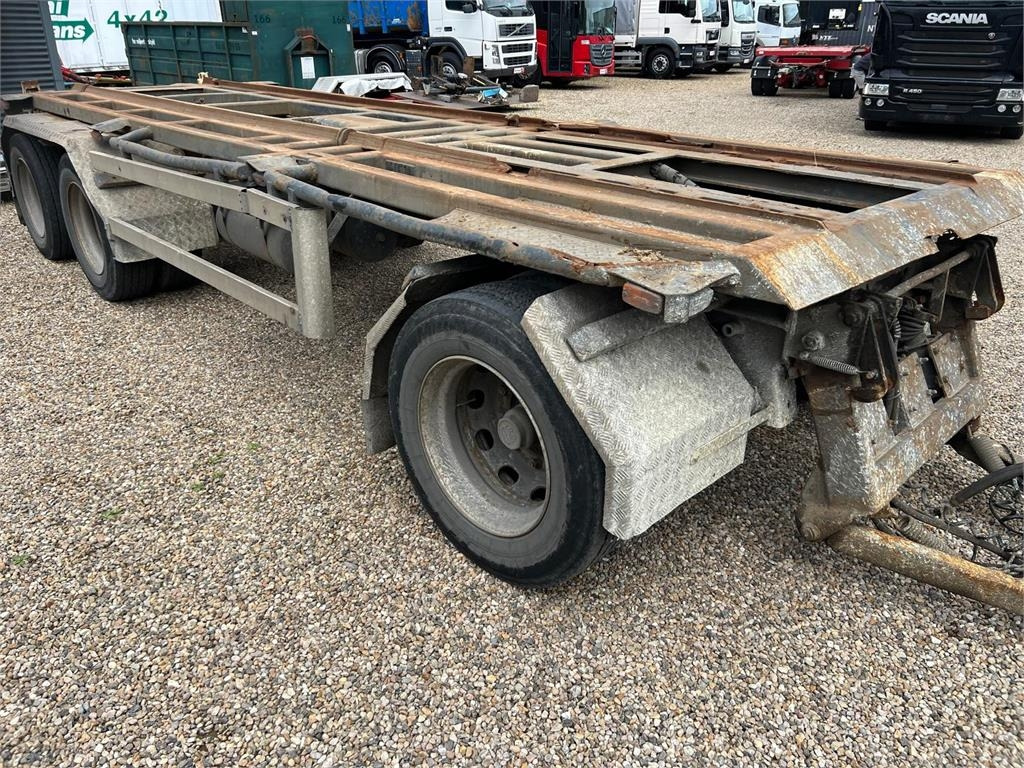 Przyczepa do hakowca/ Bramowca Nopa 6,5 - 7,0 mtr container - 3 vejs tip: zdjęcie 10 Przyczepa do hakowca/ Bramowca Nopa 6,5 - 7,0 mtr container - 3 vejs tip: zdjęcie 10