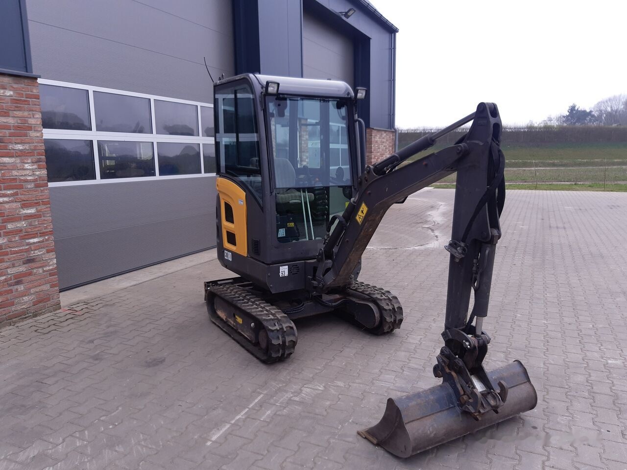 Volvo EC18D - Minikoparka: zdjęcie 2 Volvo EC18D - Minikoparka: zdjęcie 2