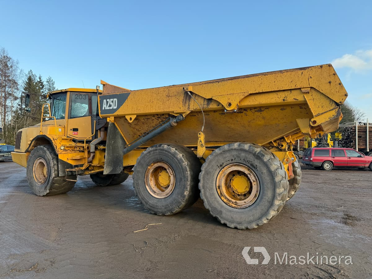 Dumper Volvo A25D 6X6 - Wozidło przegubowe: zdjęcie 4 Dumper Volvo A25D 6X6 - Wozidło przegubowe: zdjęcie 4