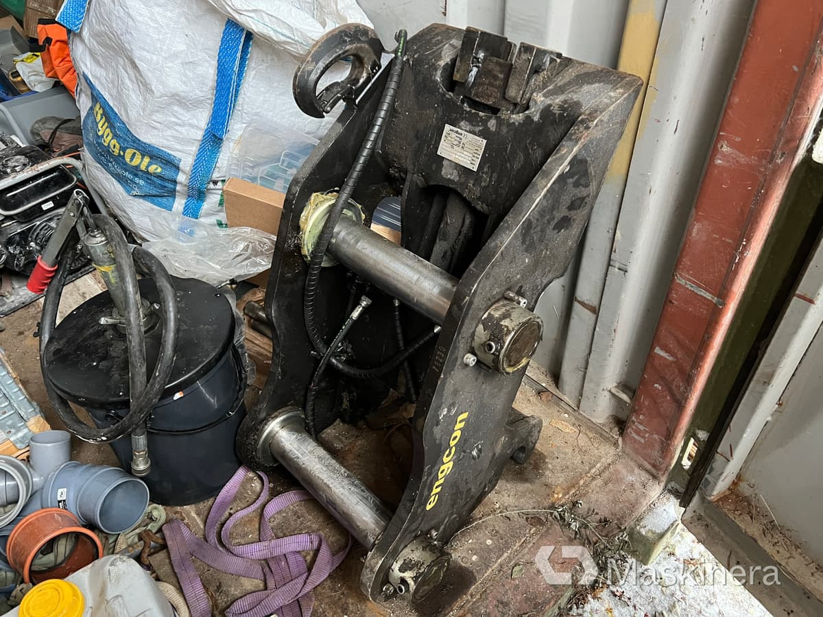 Redskapsfäste B20 Engcon RFS1 - Inna maszyna: zdjęcie 1 Redskapsfäste B20 Engcon RFS1 - Inna maszyna: zdjęcie 1