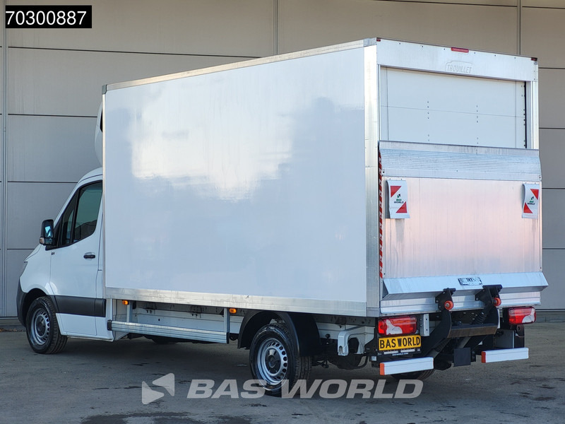 Mercedes-Benz Sprinter 317 CDI Laadklep Automaat 170PK Bakwagen Airco Cruise MBUX CarPlay D'Hollandia Euro6 Meubelbak Koffer Airco Cruise control - Dostawczy kontener: zdjęcie 2 Mercedes-Benz Sprinter 317 CDI Laadklep Automaat 170PK Bakwagen Airco Cruise MBUX CarPlay D'Hollandia Euro6 Meubelbak Koffer Airco Cruise control - Dostawczy kontener: zdjęcie 2